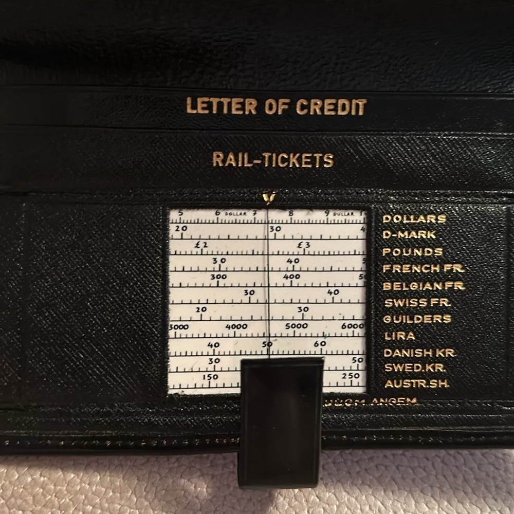 Vintage 1960’s passport wallet - Picture 10 of 11